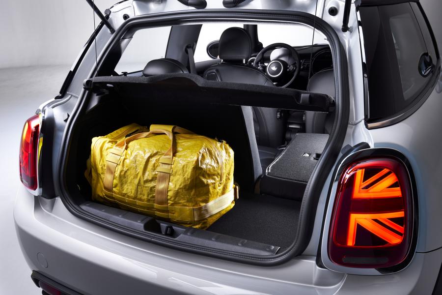 Багажник Mini Cooper SE (F56) 2019 года  (WW) (фото 74 из 132)